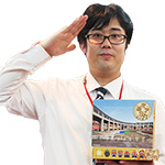 スタッフ02